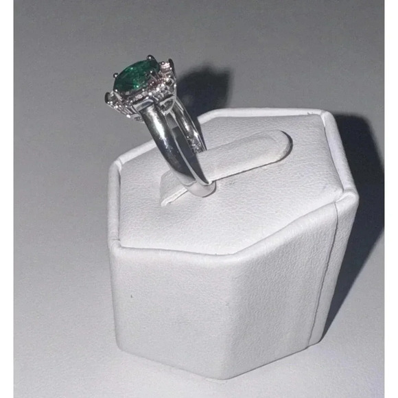 P Star M Sterling Silver 925 White Topaz & Emerald Green Stone Ring Size 6.75 - Picture 5 of 10